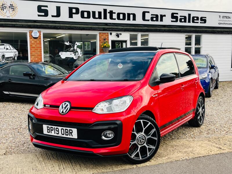 Used VOLKSWAGEN UP in Stansted, Essex