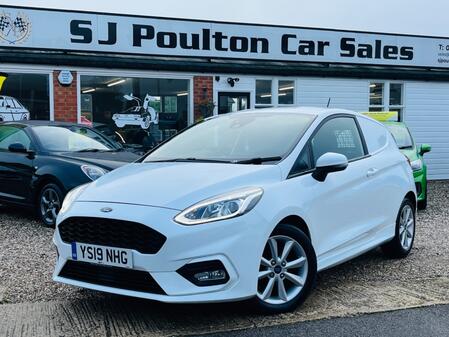 FORD FIESTA VAN 1.5 TDCi Sport