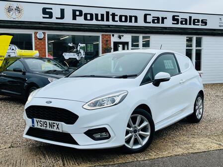 FORD FIESTA VAN 1.5 TDCi Sport