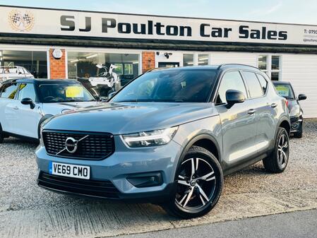 VOLVO XC40 2.0 R-Design D3