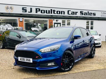 FORD FOCUS 2.0 T EcoBoost ST-3